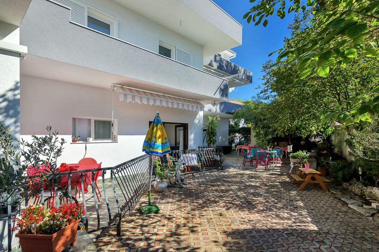 Apartmani Maja Makarska Ngoại thất bức ảnh